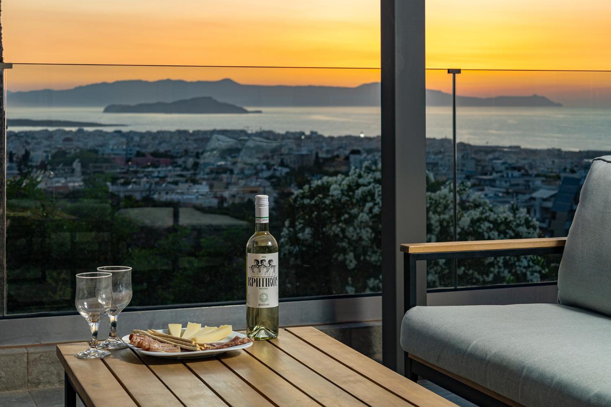 Karmilos Hill Villa Hriszí Aktí Haniá Kültér fotó