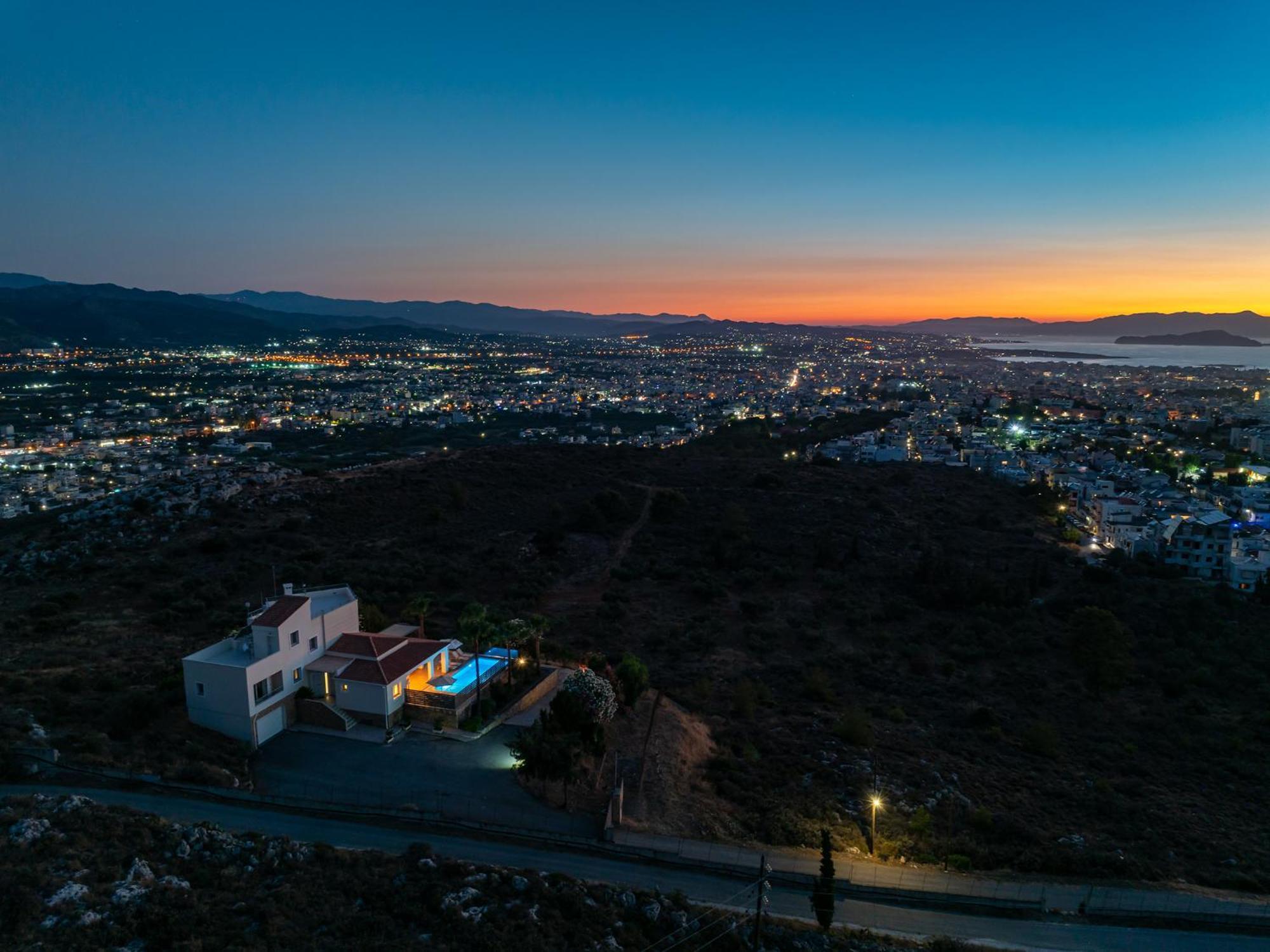 Karmilos Hill Villa Hriszí Aktí Haniá Kültér fotó