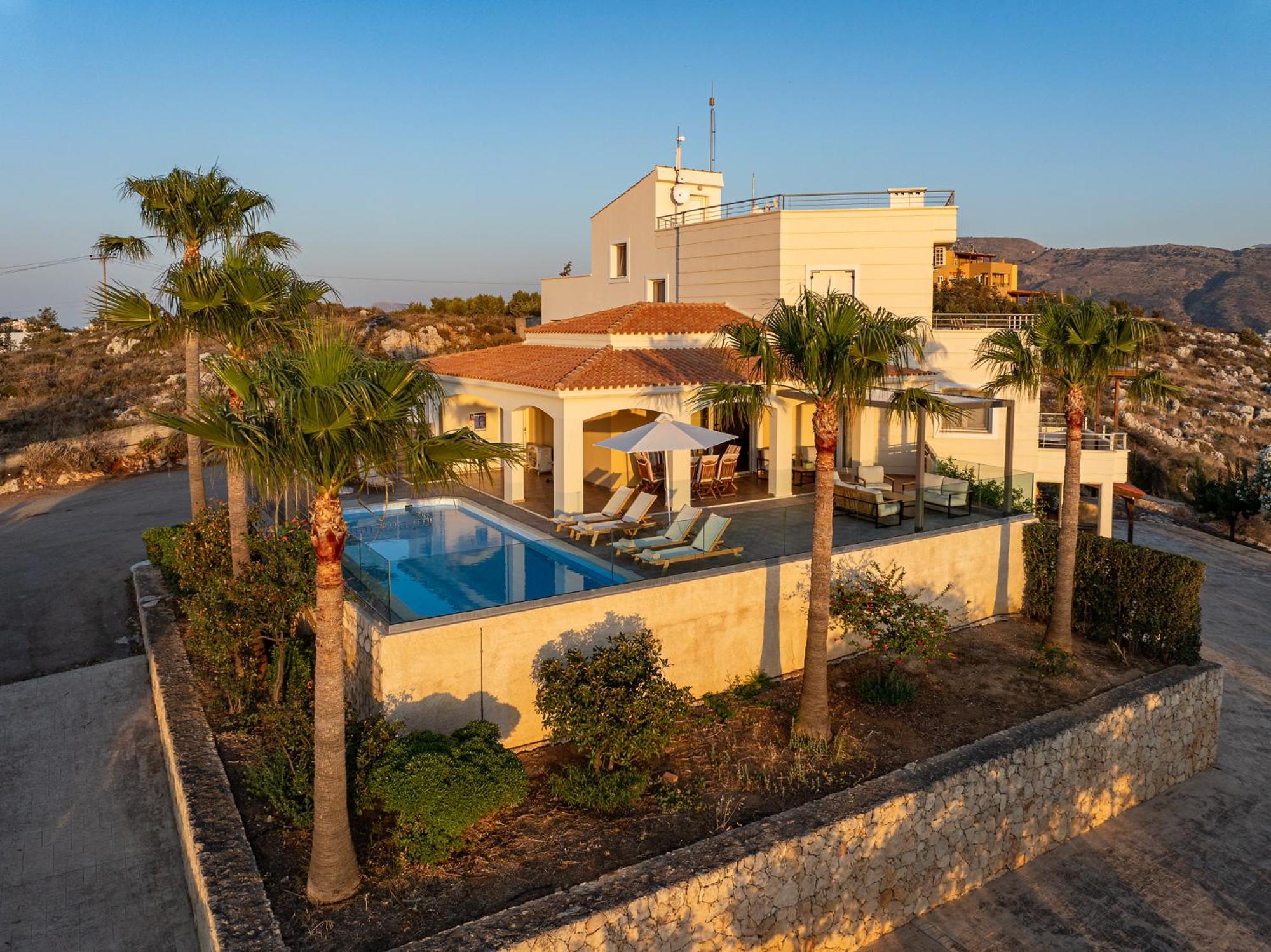 Karmilos Hill Villa Hriszí Aktí Haniá Kültér fotó
